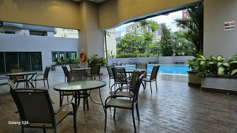 Kondominium untuk Disewa di Angkasa Impian 1 - Carol White - Pool - PropertyGuru.com.my