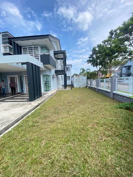 Rumah Teres 2-Tingkat untuk Dijual di Taman Seri Austin (Tebrau) - Carson . - Exterior - PropertyGuru.com.my