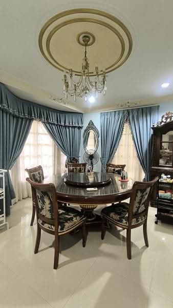 Rumah Berkembar untuk Dijual di Ampang (Selangor) - Kashfi Sharifuddin - Dining Room - PropertyGuru.com.my
