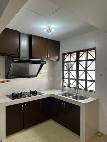2-storey Terraced House for Rent in Petaling Jaya (Selangor) - Zeyang Ng - Kitchen - PropertyGuru.com.my