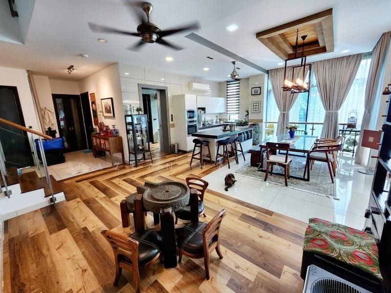 Vila Berkembar untuk Dijual di Presint 8 (Putrajaya) - Razlan Hamzah - Living Room - PropertyGuru.com.my