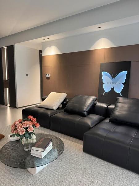 Kediaman Servis untuk Dijual di Armani Hallson KLCC - Angel Ko - Living Room - PropertyGuru.com.my