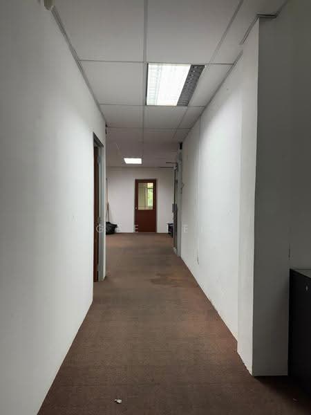 Office for Rent in Bandar Sri Permaisuri (Cheras) - GEE Lee - Corridor - PropertyGuru.com.my