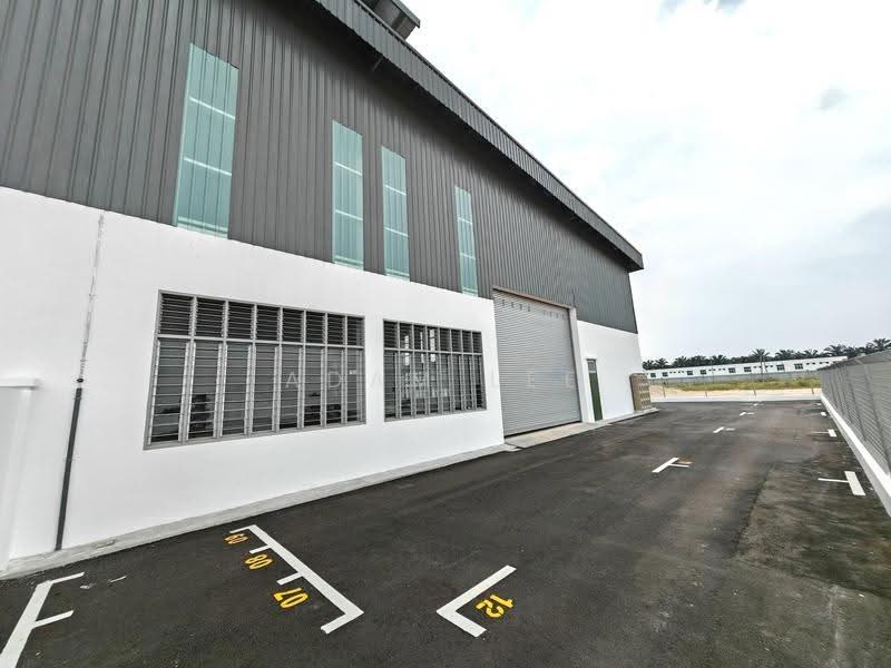 Semi-D Factory for Rent in Senai (Johor) - Adam Lee - Exterior - PropertyGuru.com.my