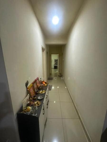Pangsapuri untuk Disewa di Idaman Residence - Kun Chai - Corridor - PropertyGuru.com.my