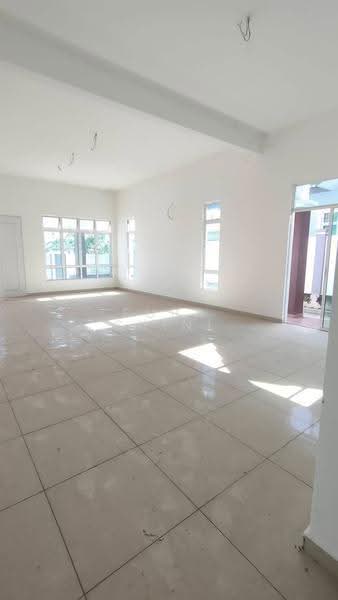 Bungalow House for Sale in Taman Bukit Senawang (Senawang) - Suba Shini - Living Room - PropertyGuru.com.my