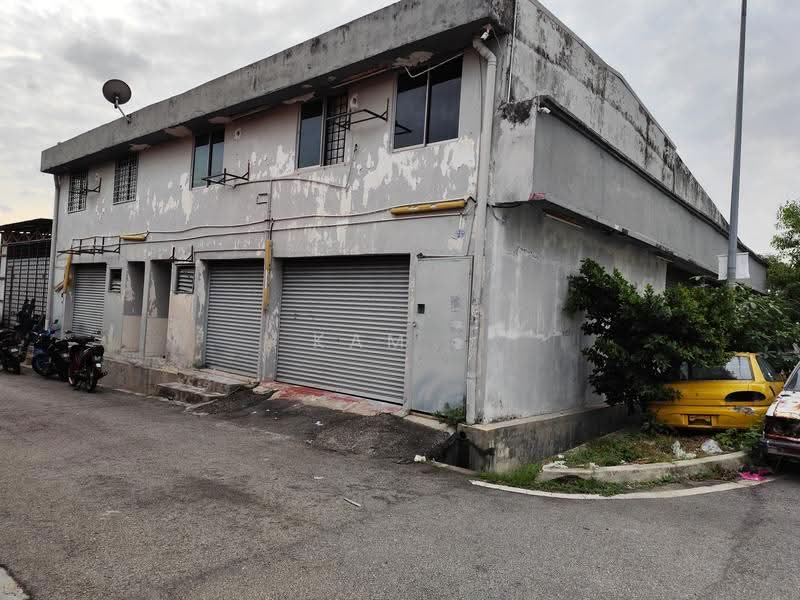 Terrace Factory for Sale in Glenmarie (Selangor) - Kam Chun Hoe - Exterior - PropertyGuru.com.my