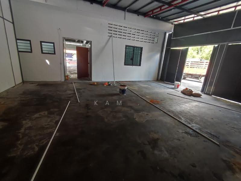 Terrace Factory for Sale in Glenmarie (Selangor) - Kam Chun Hoe - Interior - PropertyGuru.com.my