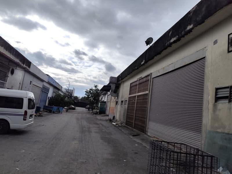 Kilang Teres untuk Dijual di Glenmarie (Selangor) - Kam Chun Hoe - Exterior - PropertyGuru.com.my