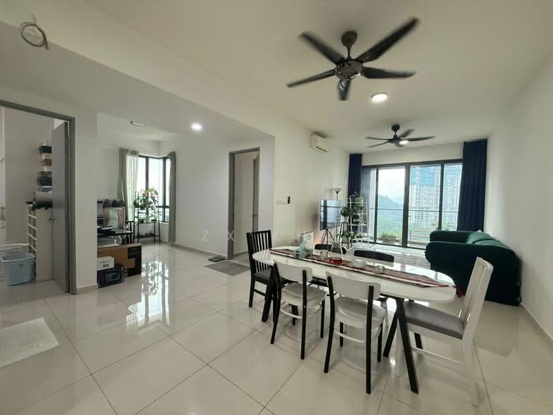 Kondominium untuk Dijual di Infiniti 3 Residences - ZX KHO - Living Room - PropertyGuru.com.my