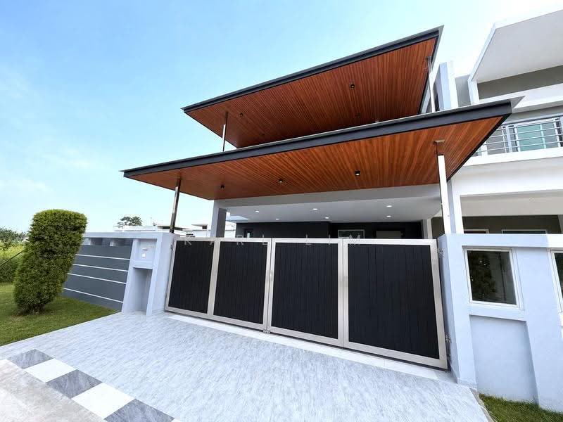 Rumah Berkembar untuk Dijual di Austin Heights (Tebrau) - Karl Lim - Exterior - PropertyGuru.com.my