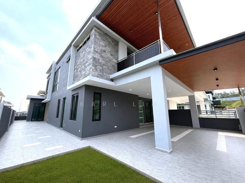 Rumah Berkembar untuk Dijual di Austin Heights (Tebrau) - Karl Lim - Exterior - PropertyGuru.com.my