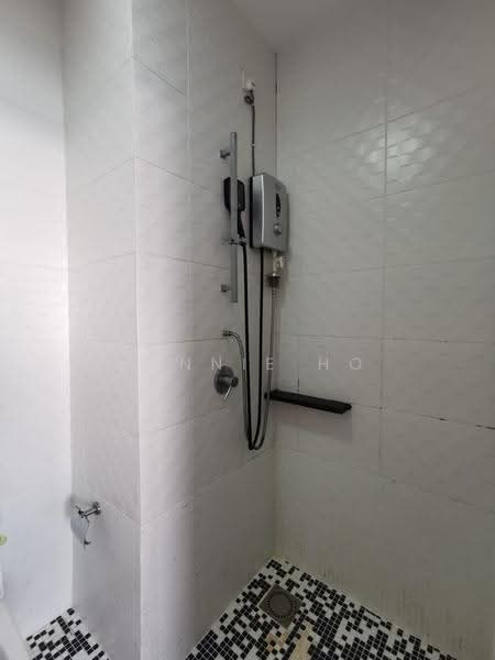 Kondominium untuk Dijual di Elevia Residences - Wennie Ho - Bathroom - PropertyGuru.com.my