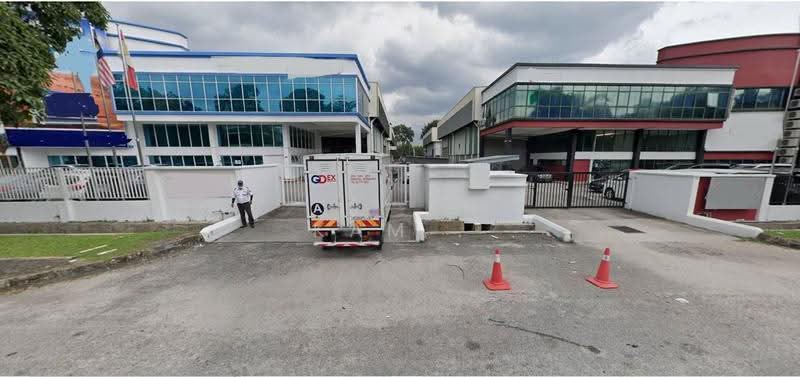 Semi-D Factory for Rent in Seksyen U1, Temasya Industrial Park (Shah Alam) - Kam Chun Hoe - Exterior - PropertyGuru.com.my