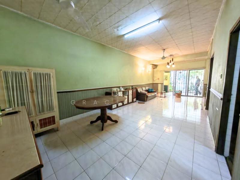 Semi-Detached House for Sale in Kota Kinabalu (Sabah) - Grace Teo - Living Room - PropertyGuru.com.my