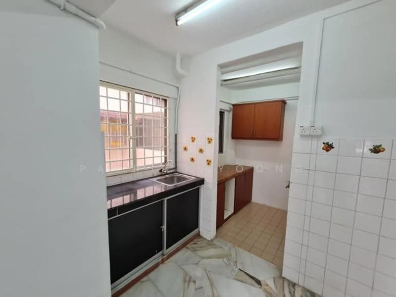 Apartment for Sale at Iris Apartment - Patrick Yoong - PropertyGuru.com.my