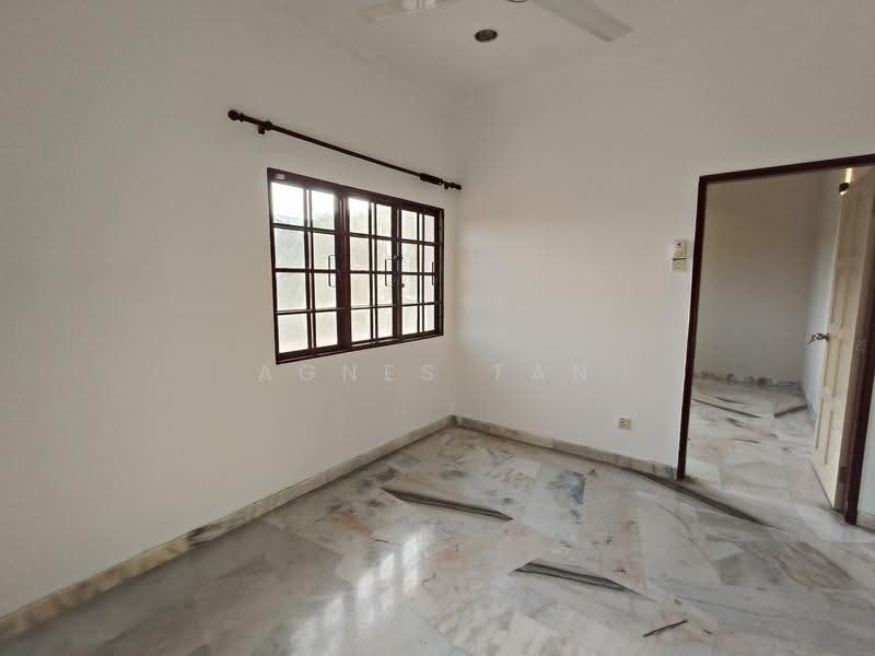 Semi-Detached House for Rent in Taman United (Jalan Klang Lama (Old Klang Road)) - Agnes Tan - Interior - PropertyGuru.com.my
