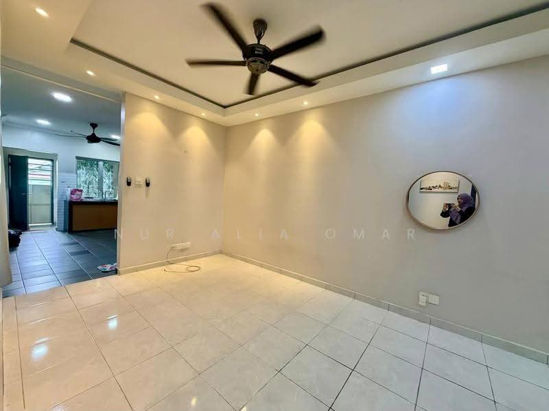 1-storey Terraced House for Sale in Klang (Selangor) - Nur Alia Omar - PropertyGuru.com.my