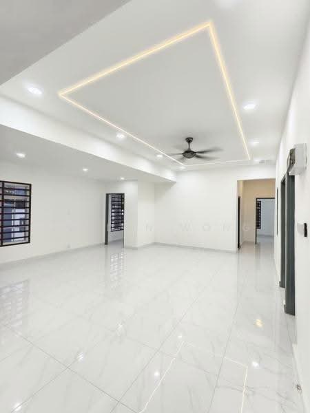 1-storey Terraced House for Sale in Taman Johor Jaya (Johor Bahru) - Jordan Wong - Living Room - PropertyGuru.com.my