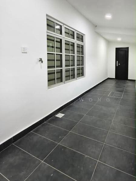 1-storey Terraced House for Sale in Taman Johor Jaya (Johor Bahru) - Jordan Wong - Corridor - PropertyGuru.com.my