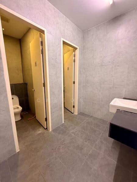 Cluster Factory for Rent in Eco Business Park 2 Senai (Senai) - Carson . - Bathroom - PropertyGuru.com.my