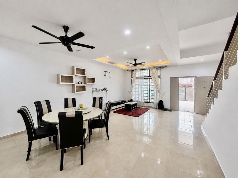2-storey Terraced House for Sale in Taman Nusa Sentral (Iskandar Puteri (Nusajaya)) - Janice . - Dining Room - PropertyGuru.com.my