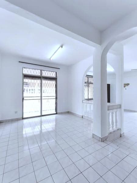Semi-Detached House for Sale in Taman Bukit Kempas (Tampoi) - Karl Lim - Interior - PropertyGuru.com.my