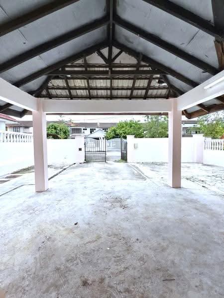 Semi-Detached House for Sale in Taman Bukit Kempas (Tampoi) - Karl Lim - Exterior - PropertyGuru.com.my