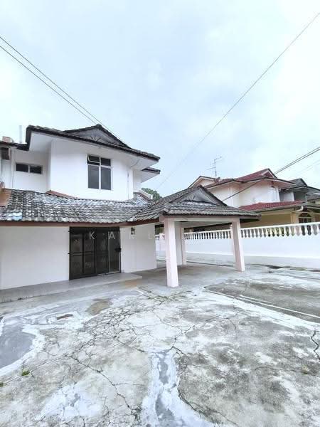 Semi-Detached House for Sale in Taman Bukit Kempas (Tampoi) - Karl Lim - Exterior - PropertyGuru.com.my