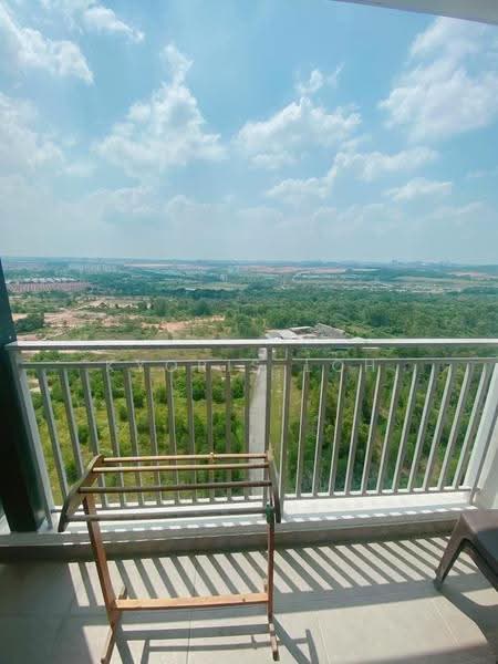 Kediaman Servis untuk Disewa di Centra Residences - Kyoris Loh - Balcony - PropertyGuru.com.my