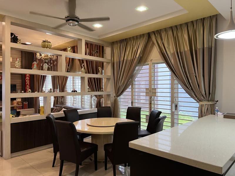 Bungalow House untuk Disewa di Kajang (Selangor) - Zhe Kai Foong - Dining Room - PropertyGuru.com.my