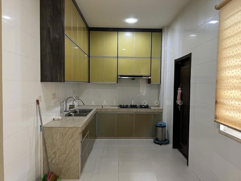 Bungalow House untuk Disewa di Kajang (Selangor) - Zhe Kai Foong - Kitchen - PropertyGuru.com.my