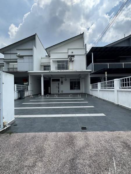 Rumah Teres 2-Tingkat untuk Dijual di Setia Tropika (Johor Bahru) - Jason Chiam - Exterior - PropertyGuru.com.my