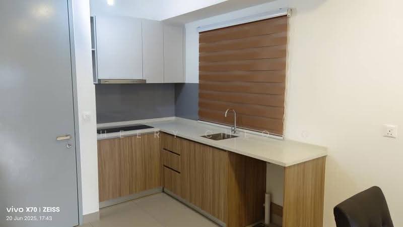 Kediaman Servis untuk Dijual di M Luna - Cheery Cheong - Kitchen - PropertyGuru.com.my