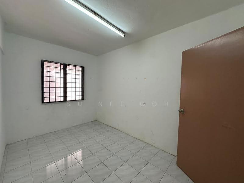 Rumah Flat untuk Dijual di Lestari Apartment - Su Nee Goh - Interior - PropertyGuru.com.my