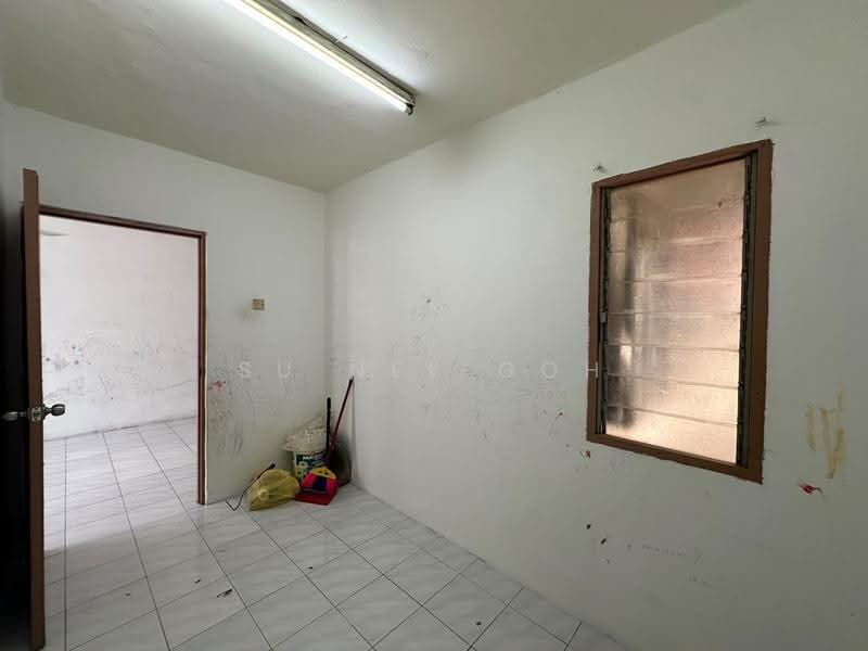 Rumah Flat untuk Dijual di Lestari Apartment - Su Nee Goh - Interior - PropertyGuru.com.my