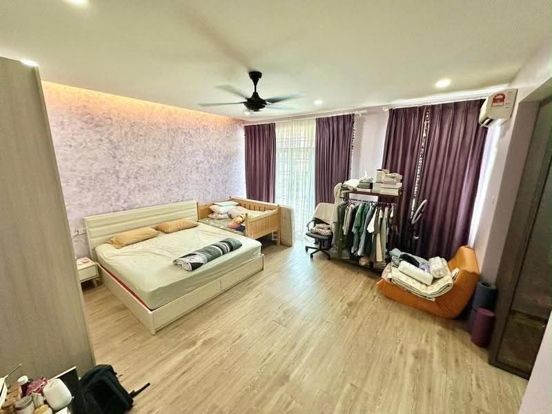 Rumah Berkembar untuk Dijual di Taman Bukit Jaya (Ulu Tiram) - Agnes . - Bedroom - PropertyGuru.com.my