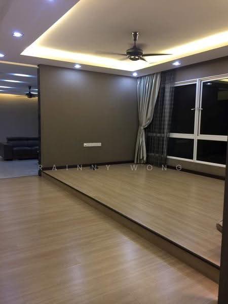 Kondominium untuk Disewa di Central Park condominium - Rainny Wong - Living Room - PropertyGuru.com.my