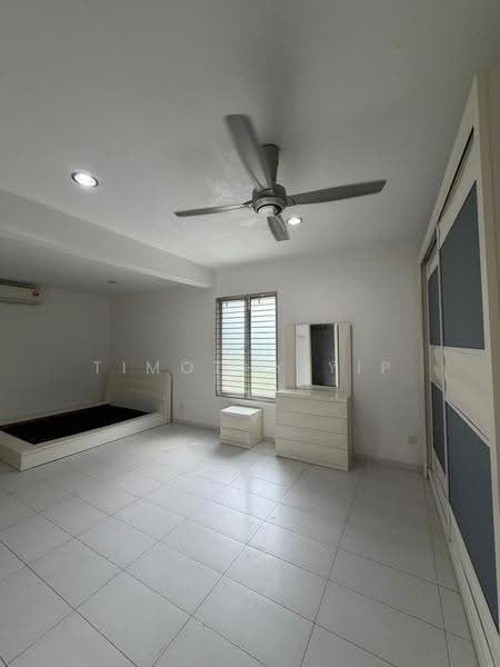 Rumah Berkembar untuk Dijual di Taman Mutiara Indah (Puchong) - Timothy Yip - Bedroom - PropertyGuru.com.my