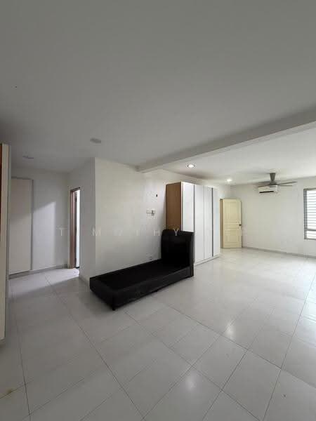 Rumah Berkembar untuk Dijual di Taman Mutiara Indah (Puchong) - Timothy Yip - Bedroom - PropertyGuru.com.my