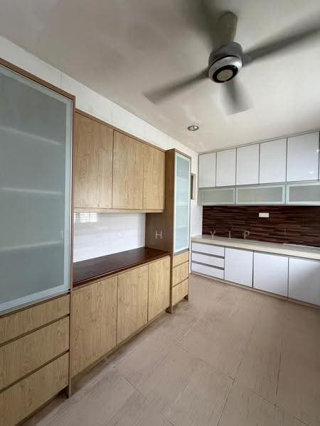Rumah Berkembar untuk Dijual di Taman Mutiara Indah (Puchong) - Timothy Yip - Kitchen - PropertyGuru.com.my