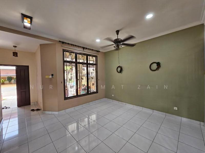 Rumah Teres 2-Tingkat untuk Dijual di Putrajaya (Putrajaya) - Nur Ain Mat Zain - Living Room - PropertyGuru.com.my