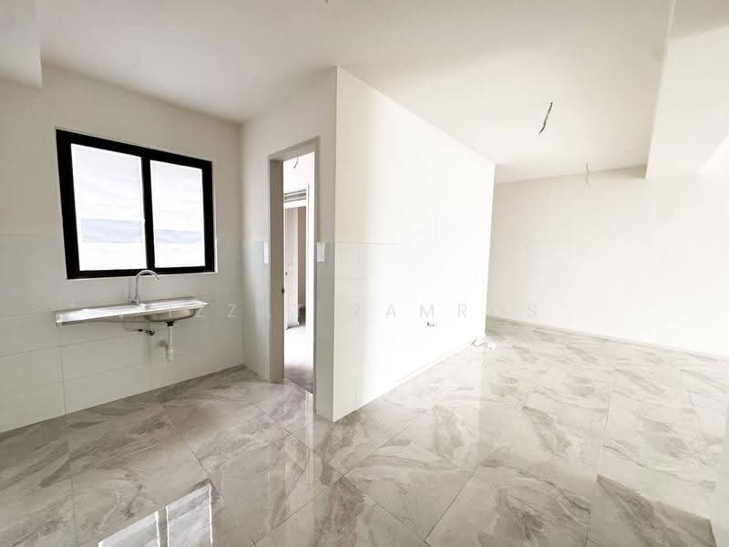 Rumah Teres 3-Tingkat untuk Dijual di Taman Melawati (Ulu Kelang) - Izzat Zamros - Kitchen - PropertyGuru.com.my