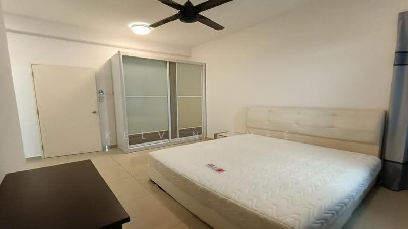 Kondominium untuk Dijual di Fairway Suites - Kelvin Chee - Bedroom - PropertyGuru.com.my