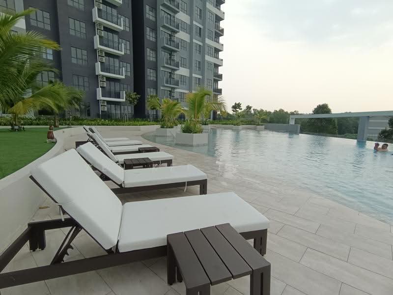 Condominium for Rent at The Jalil (Bayu Jalil) - YEN KEE LIONG - Pool - PropertyGuru.com.my