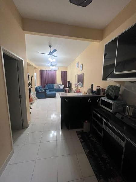 Rumah Teres untuk Disewa di Pasir Gudang (Johor) - Seven Tay - Living Room - PropertyGuru.com.my
