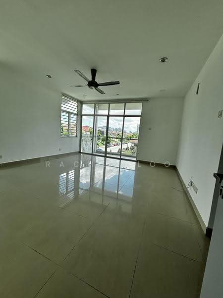 Rumah Bandar untuk Dijual di Petaling Jaya (Selangor) - Rachel Loo - Living Room - PropertyGuru.com.my