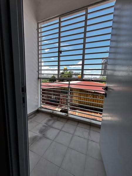 Rumah Bandar untuk Dijual di Petaling Jaya (Selangor) - Rachel Loo - Balcony - PropertyGuru.com.my