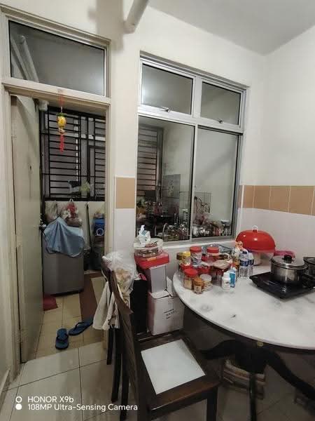 Pangsapuri untuk Dijual di Kipark Apartment - Jovel Lim - Kitchen - PropertyGuru.com.my