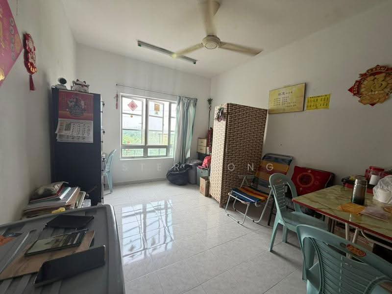 Apartment for Sale at Idaman Senibong - Ester Wong - Living Room - PropertyGuru.com.my